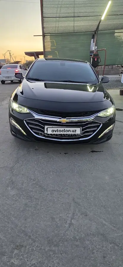 Chevrolet Malibu 2