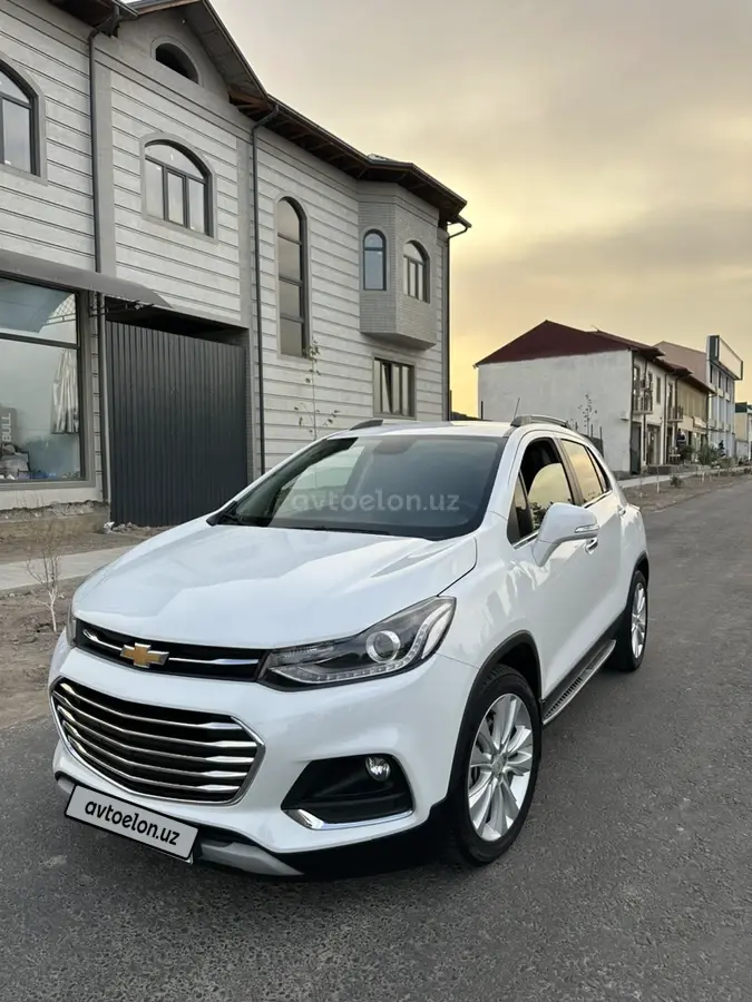 Chevrolet Tracker,  1 позиция