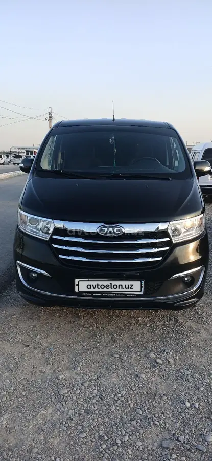 JAC M3