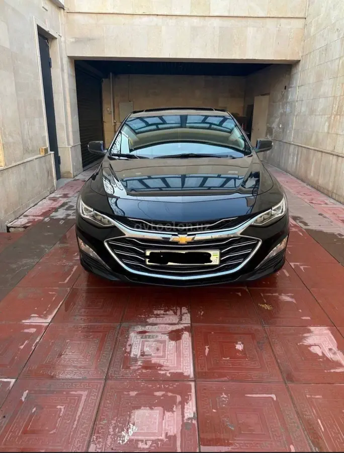 Chevrolet Malibu 2