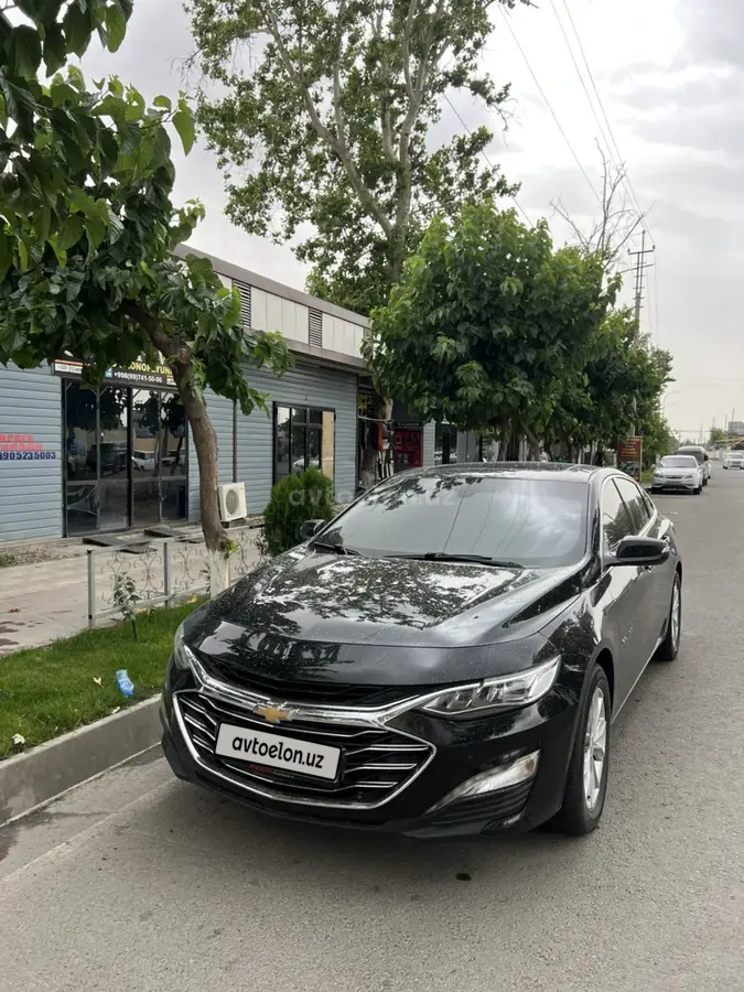 Chevrolet Malibu 2
