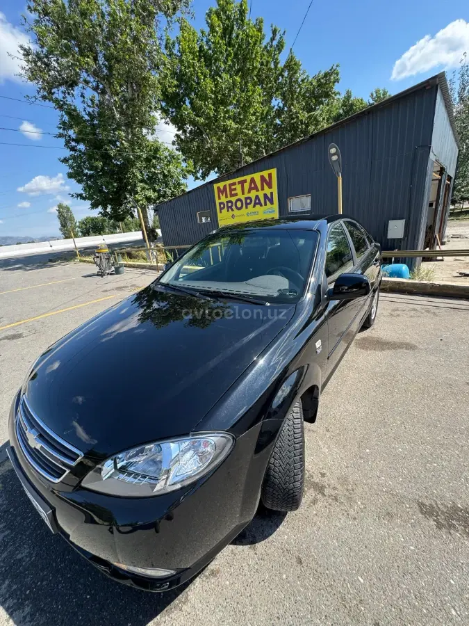 Chevrolet Lacetti,  3 позиция