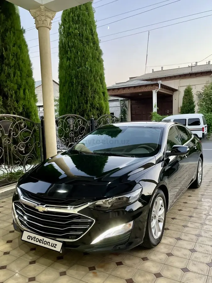 Chevrolet Malibu 2