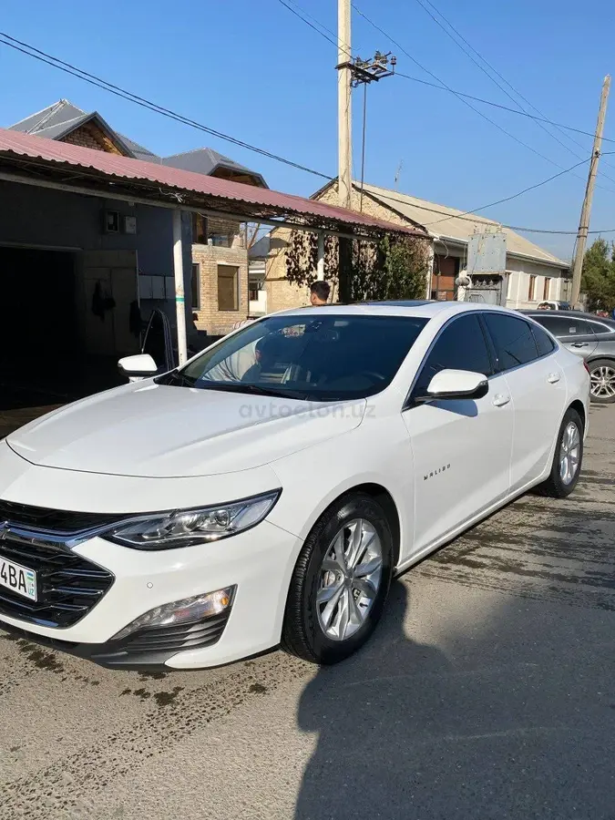 Chevrolet Malibu 2