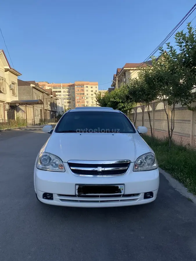 Chevrolet Lacetti,  3 позиция