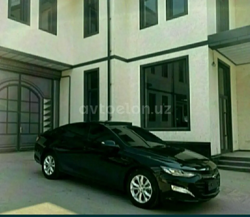 Chevrolet Malibu 2