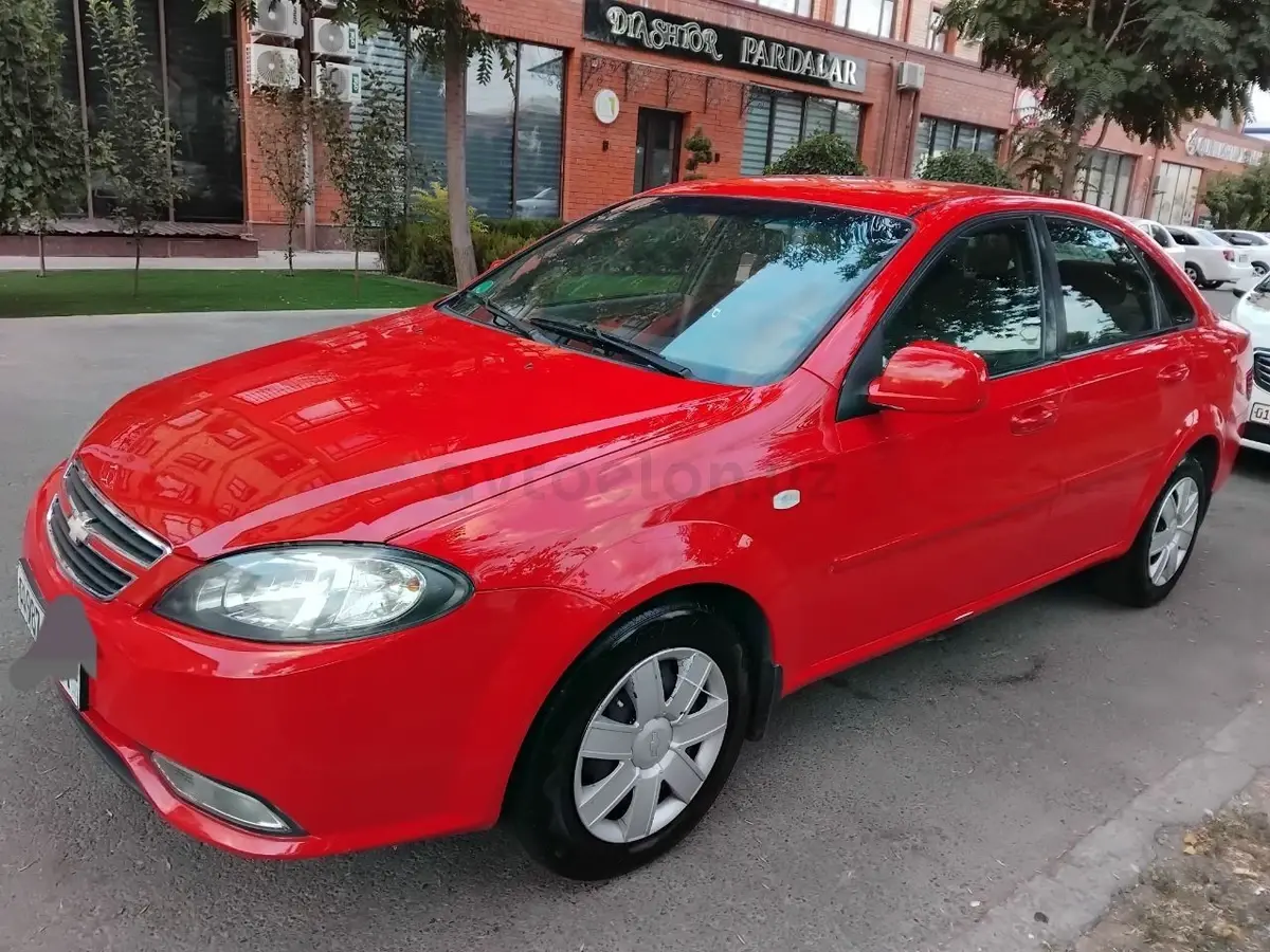 Chevrolet Gentra,  2 позиция