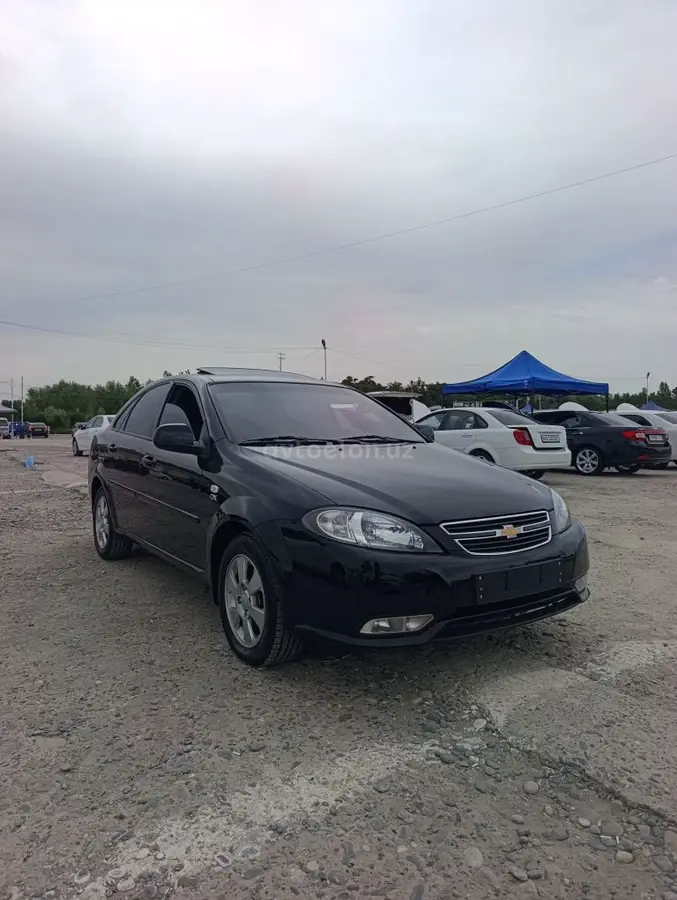 Chevrolet Gentra,  3 позиция
