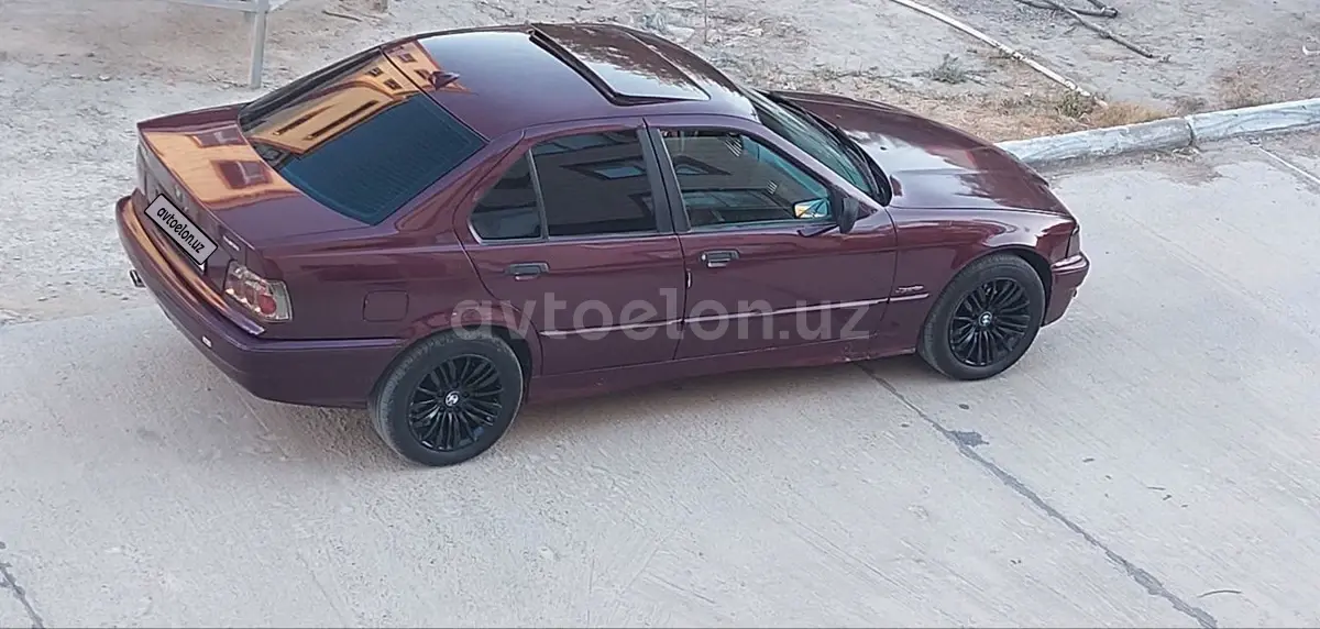 BMW 318
