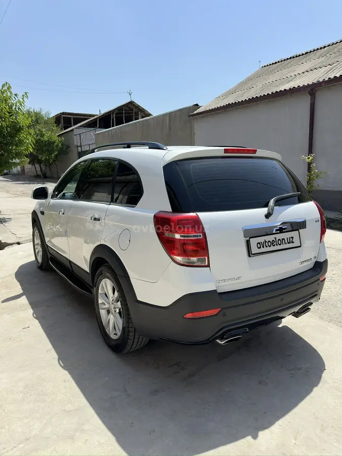 Chevrolet Captiva,  3 позиция
