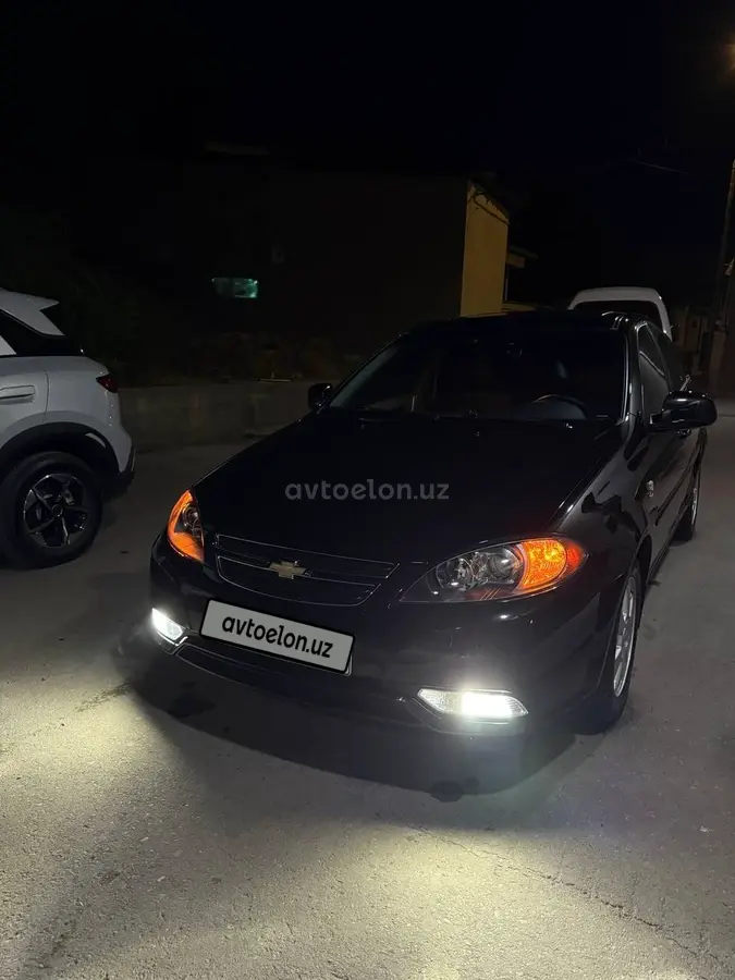 Chevrolet Gentra,  3 позиция