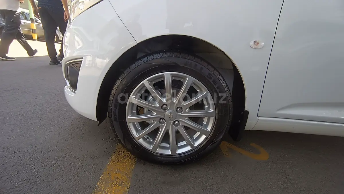 Chevrolet Spark,  4 позиция