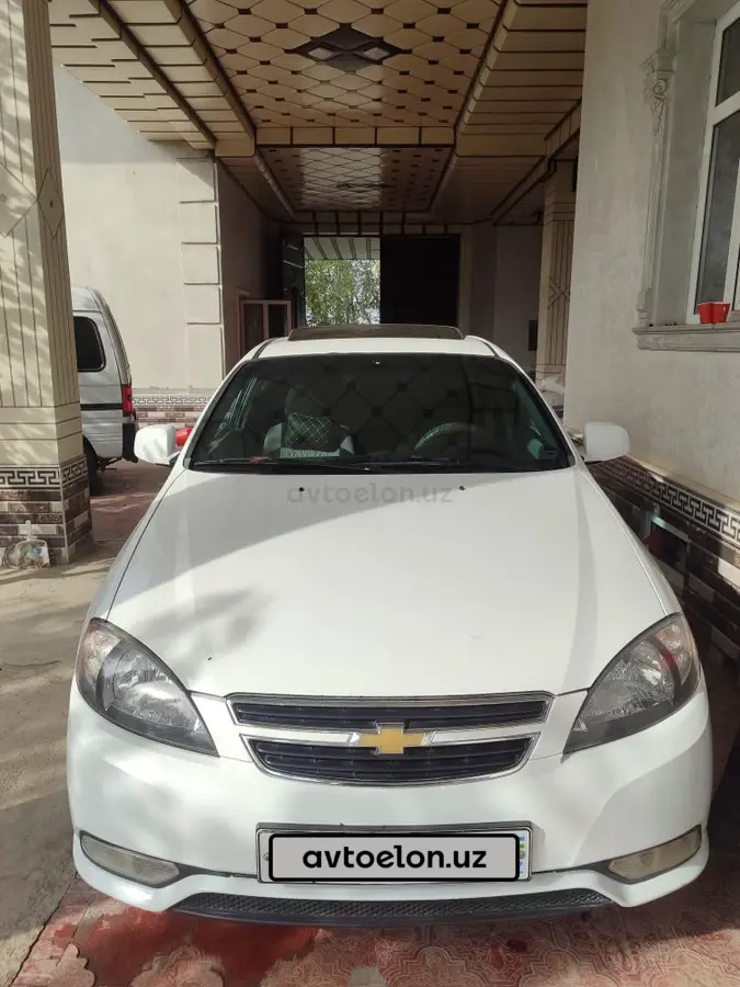 Chevrolet Gentra,  3 позиция