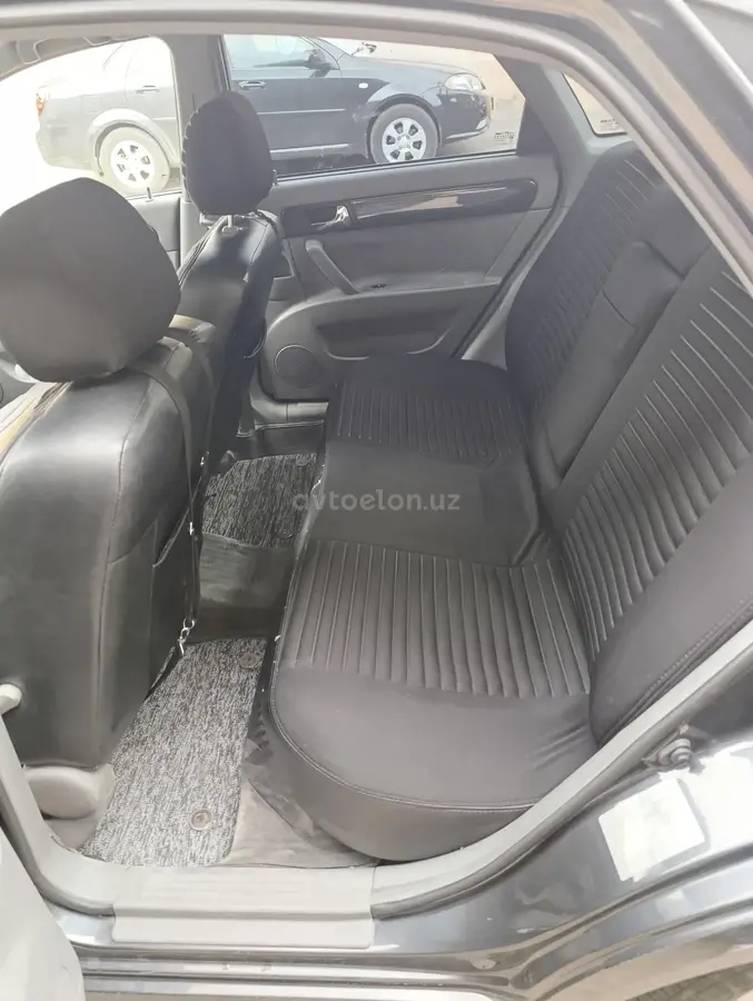 Chevrolet Gentra,  3 позиция