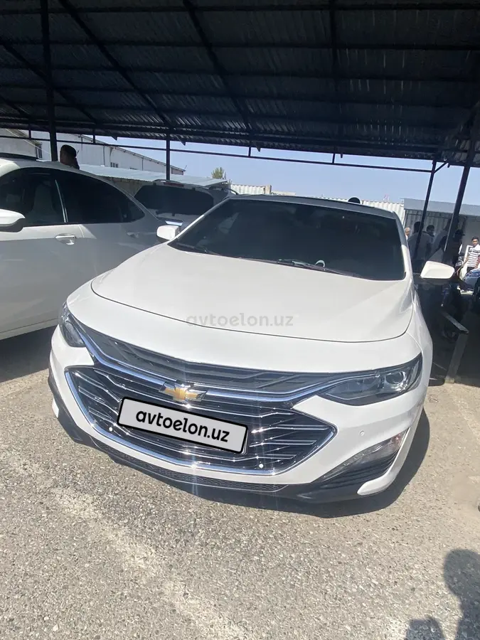 Chevrolet Malibu 2