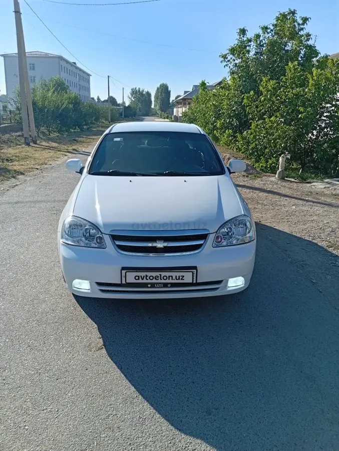 Chevrolet Lacetti,  2 позиция