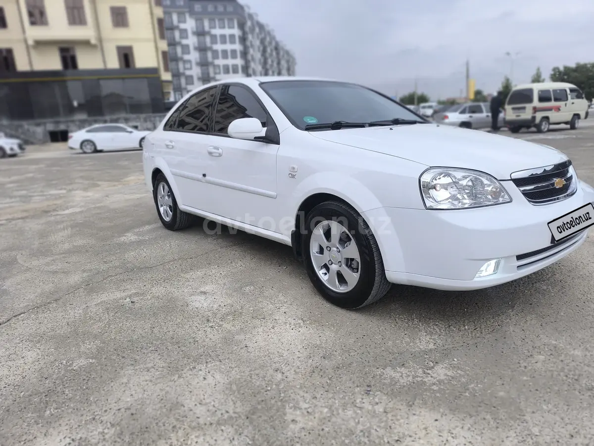Chevrolet Lacetti,  2 позиция