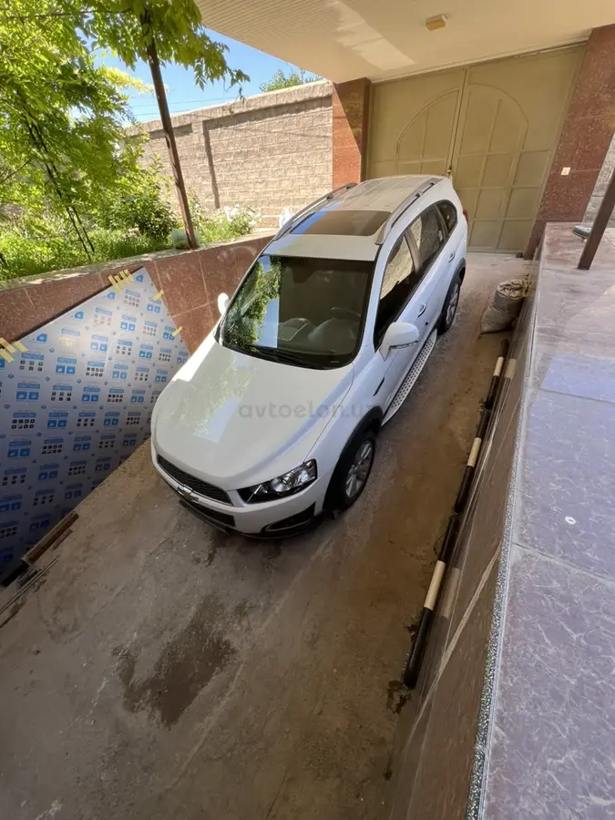 Chevrolet Captiva,  3 позиция