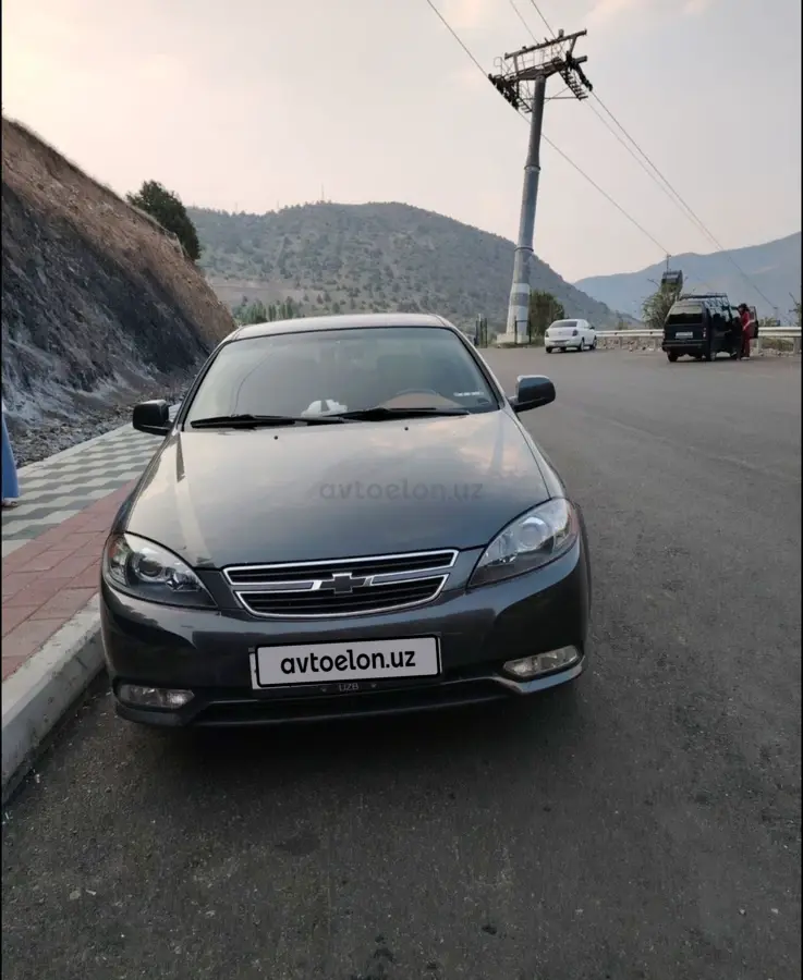Chevrolet Gentra,  2 позиция