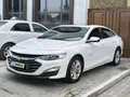Белый Chevrolet Malibu 2 2022 года, КПП Автомат, в Андижан за 25 200 y.e. id7237903