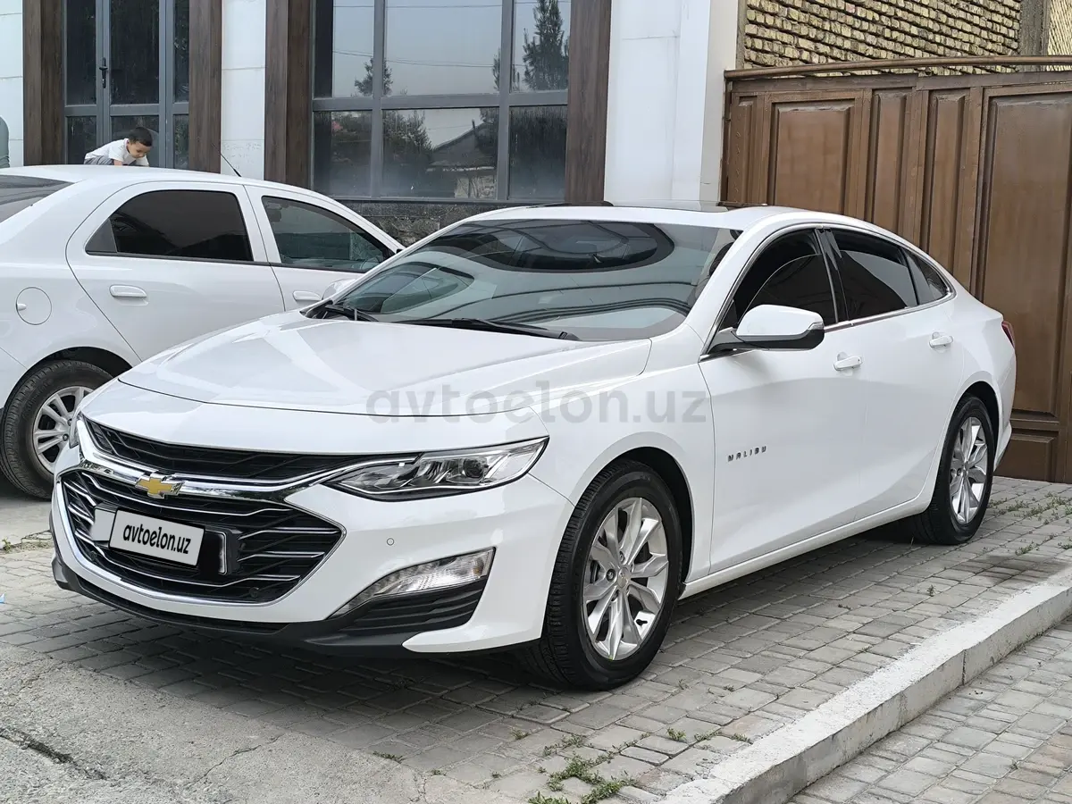 Chevrolet Malibu 2