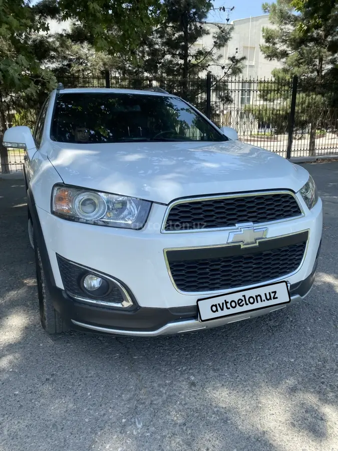 Chevrolet Captiva,  3 позиция