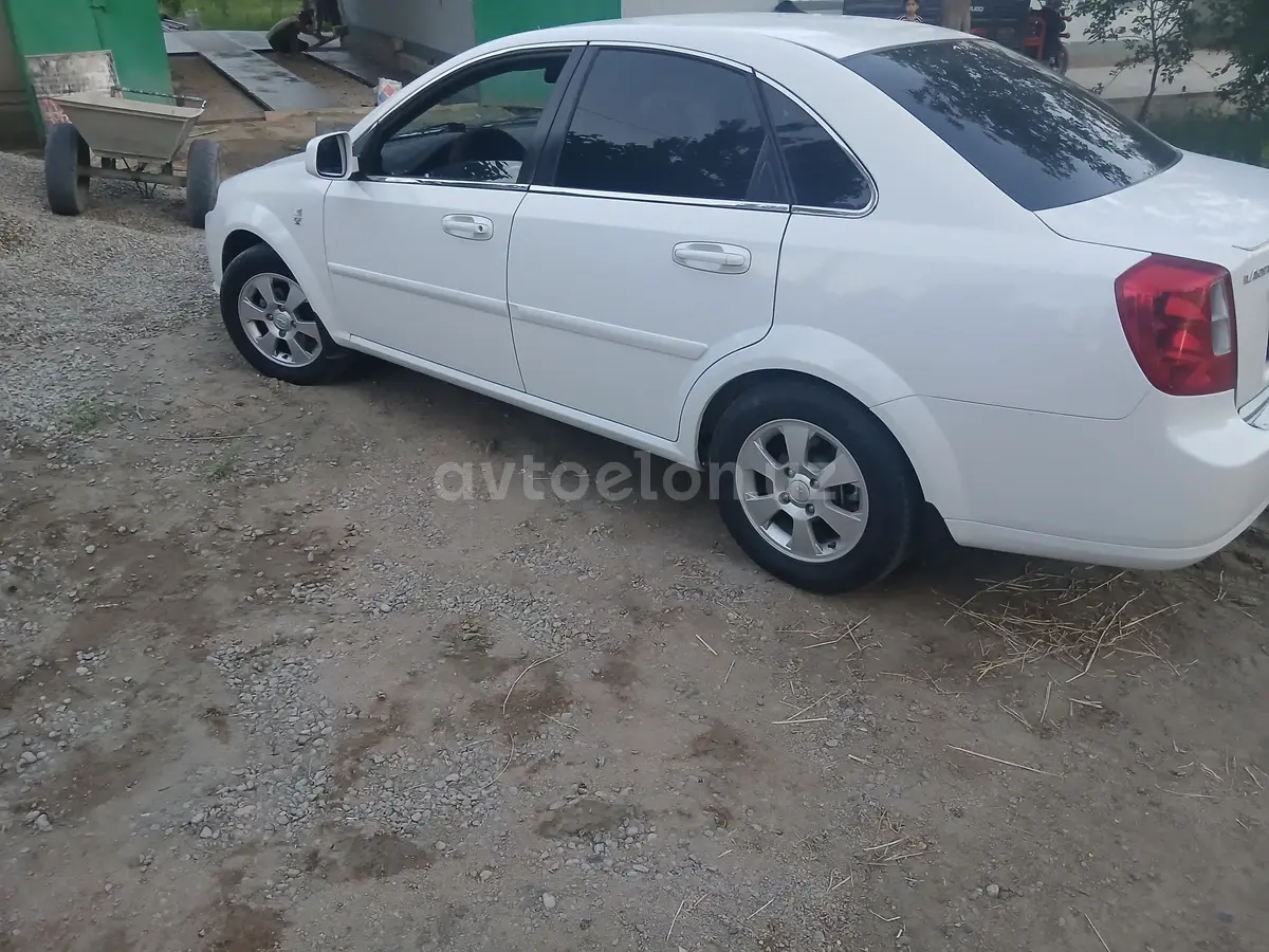 Chevrolet Lacetti,  2 позиция