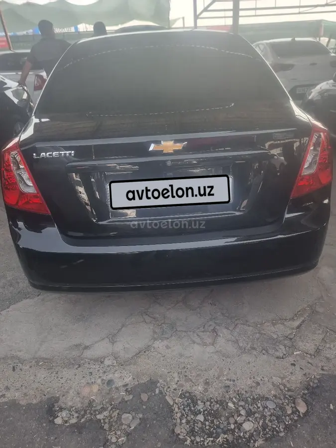 Chevrolet Gentra,  3 позиция