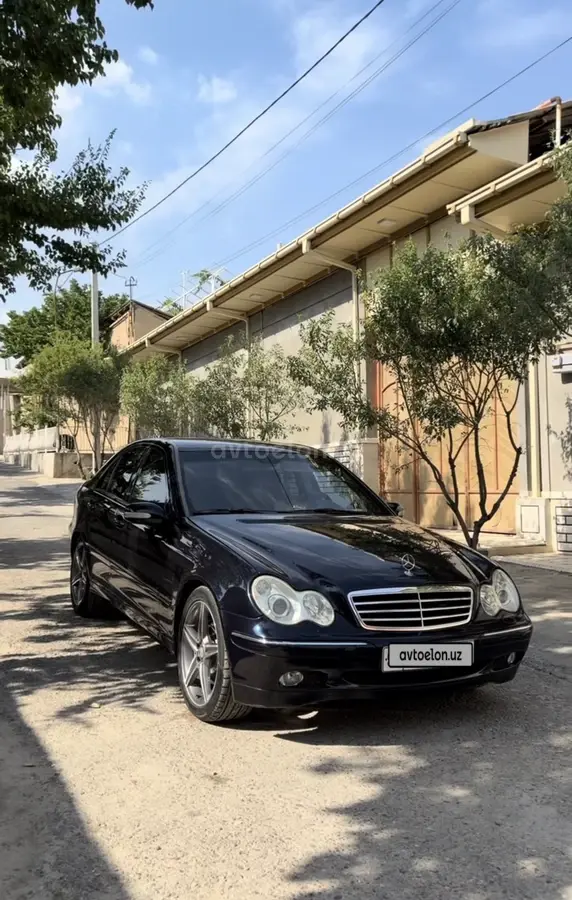 Mercedes-Benz C 200