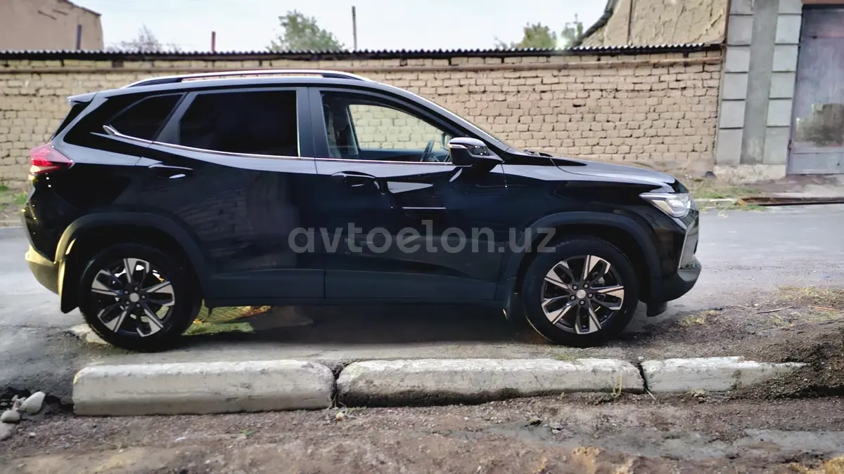 Chevrolet Tracker 2