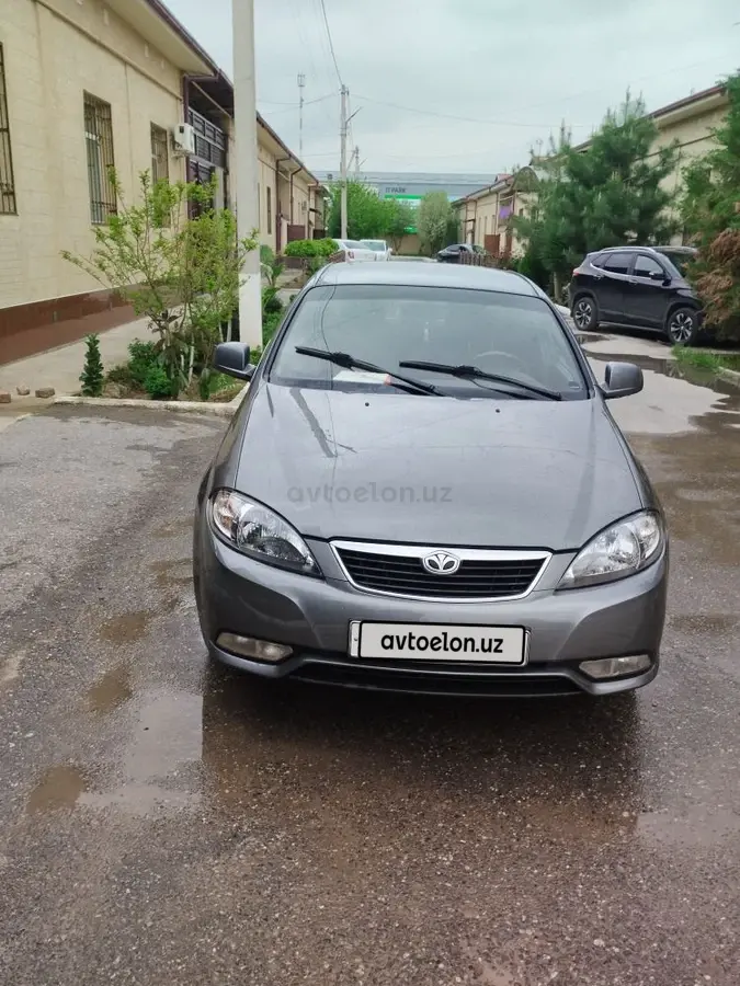 Chevrolet Gentra,  2 позиция
