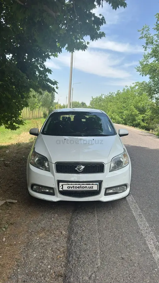 Chevrolet Nexia 3,  2 позиция