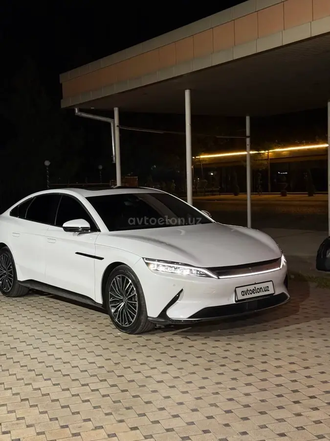 BYD Han EV