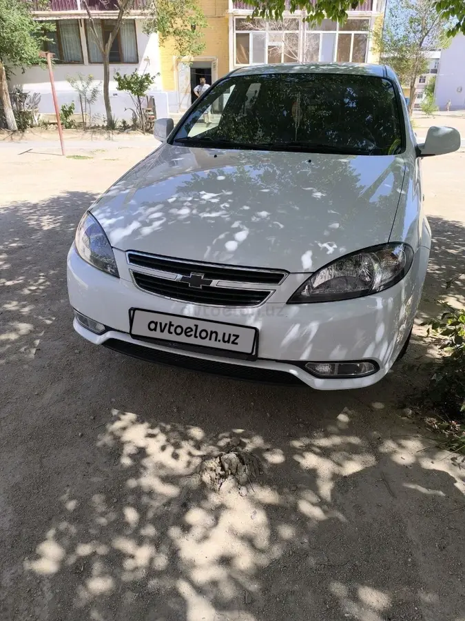 Chevrolet Gentra,  2 позиция