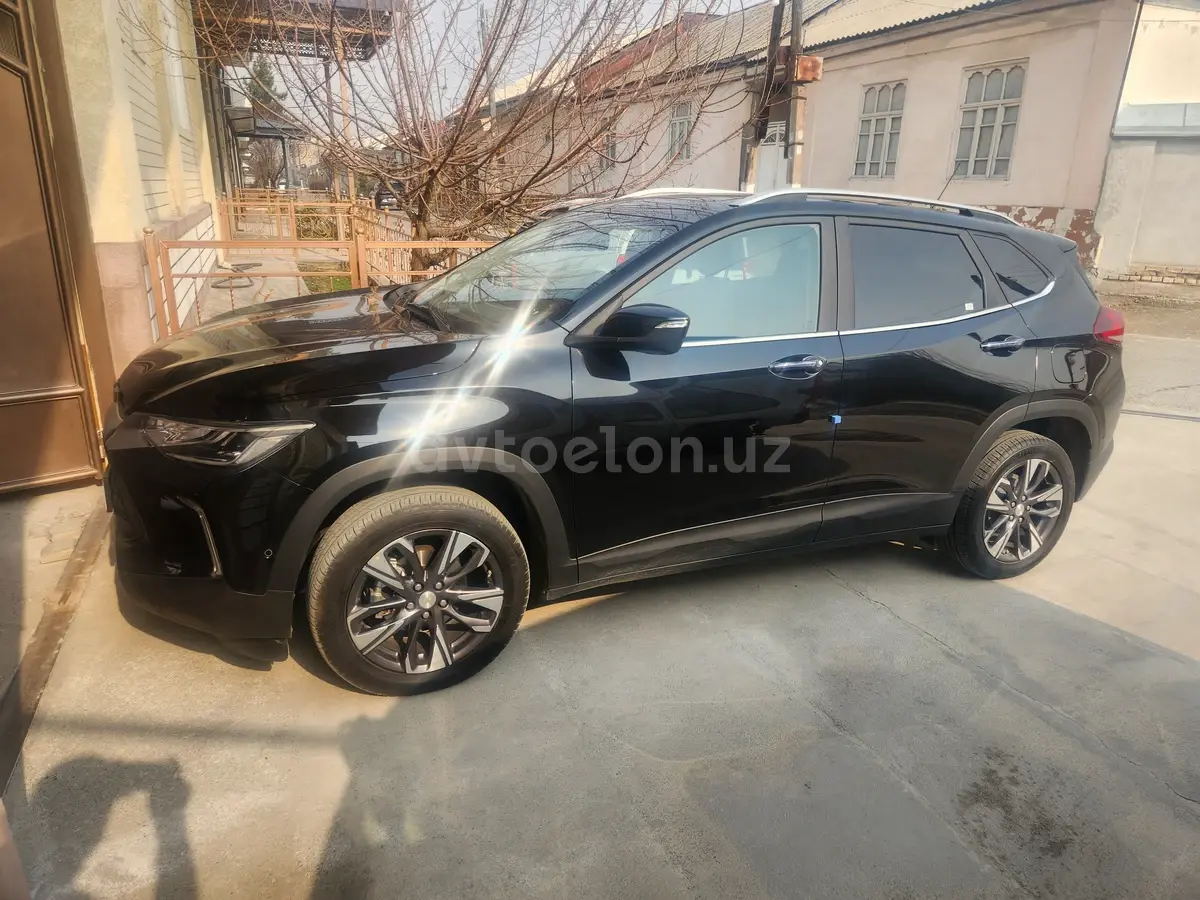 Chevrolet Tracker 2