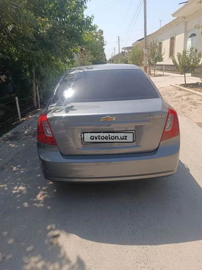 Chevrolet Gentra,  2 позиция