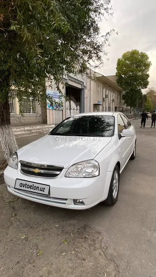 Chevrolet Lacetti,  2 позиция