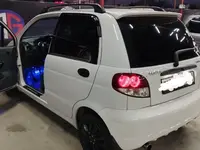 Белый Chevrolet Matiz, 3 позиция 2010 года, КПП Механика, в Карши за ~2 574 y.e. id7373526