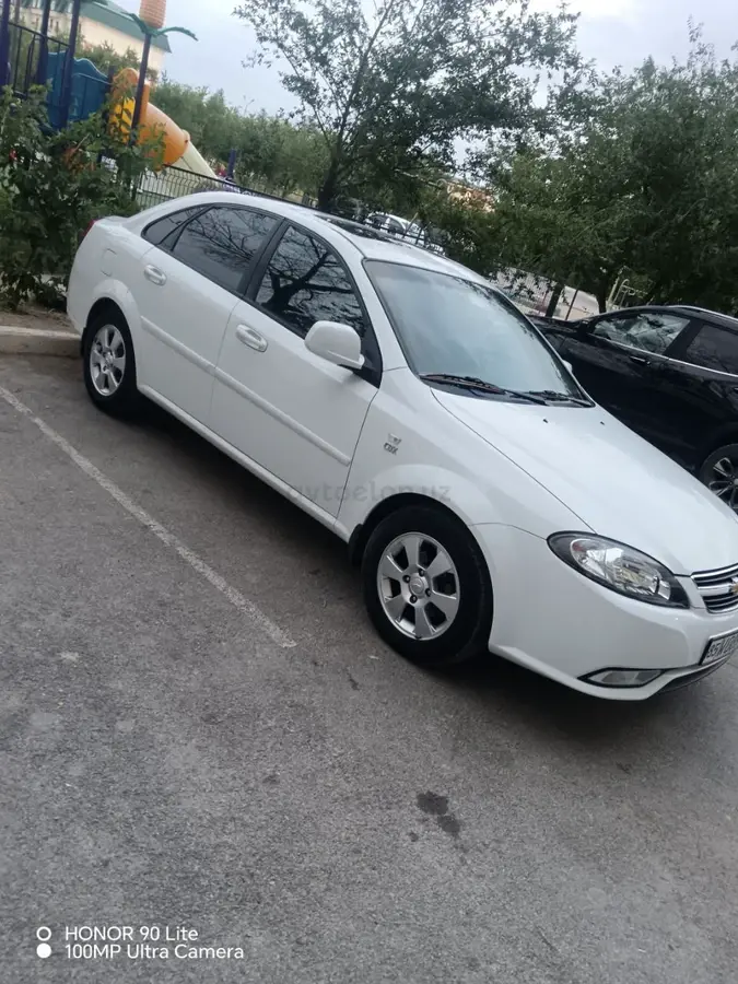 Chevrolet Lacetti,  3 позиция