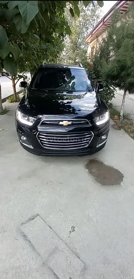 Chevrolet Captiva,  1 позиция