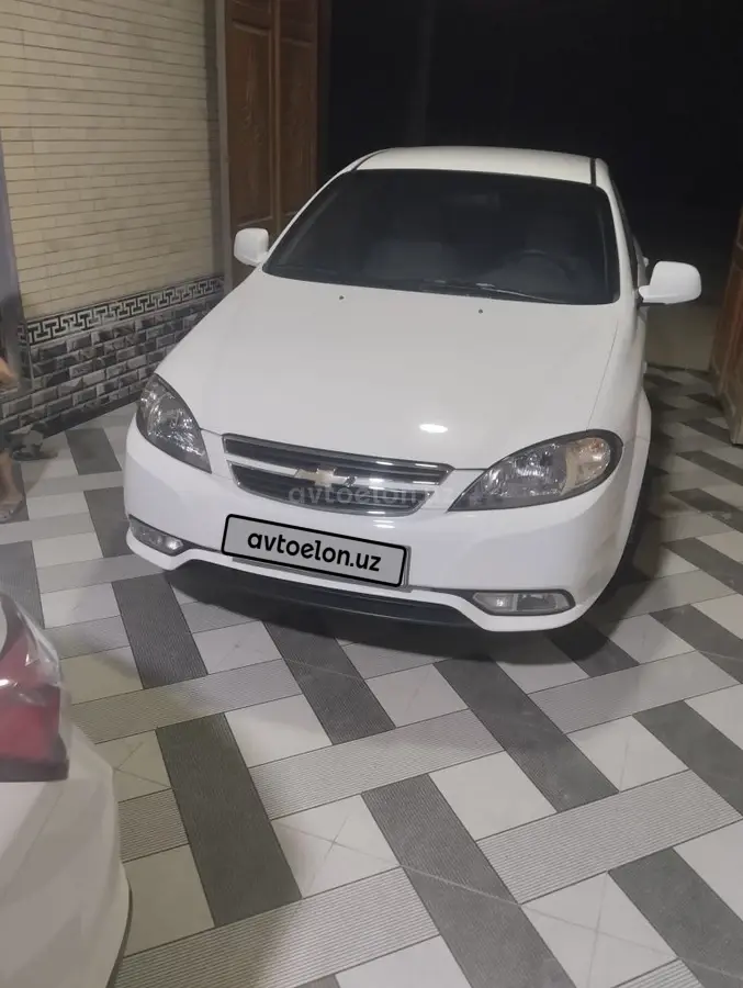 Chevrolet Gentra,  2 позиция