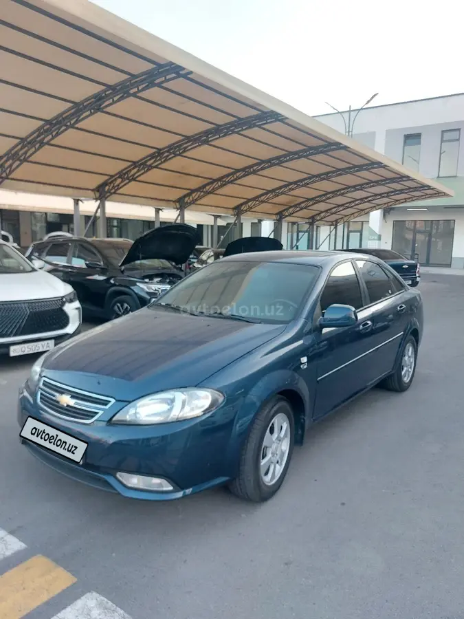 Chevrolet Gentra,  3 позиция