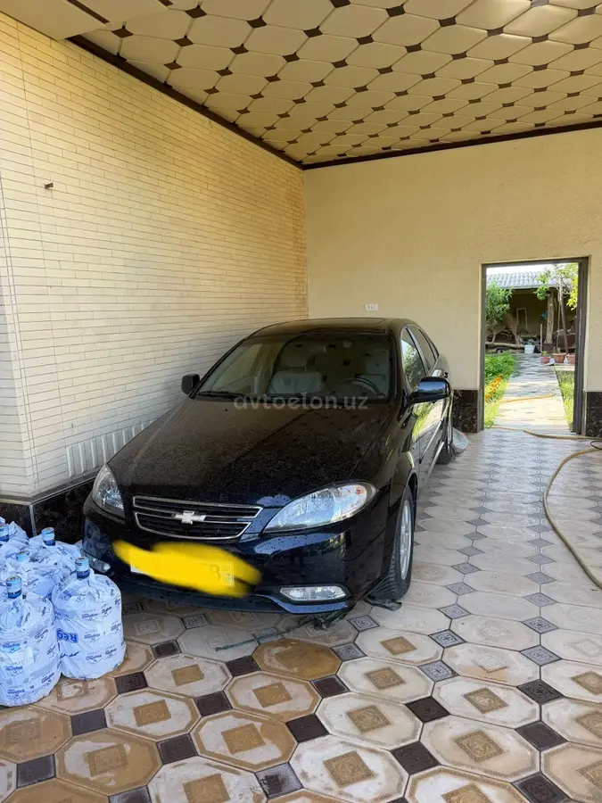 Chevrolet Gentra,  3 позиция