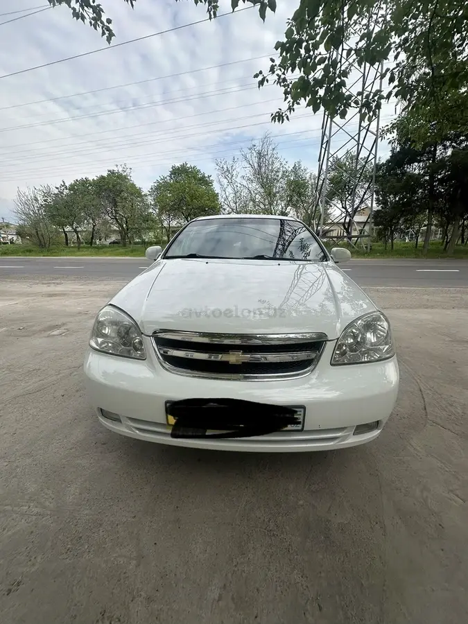 Chevrolet Lacetti,  3 позиция