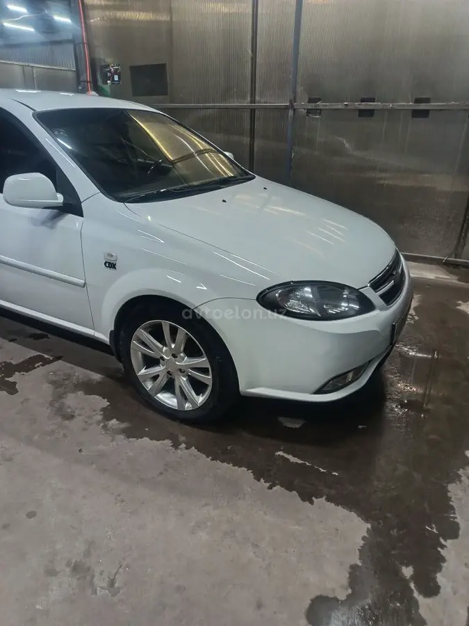 Chevrolet Lacetti,  2 позиция