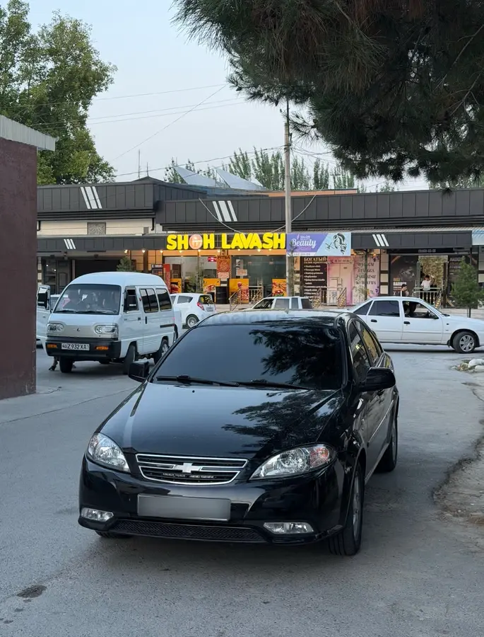 Chevrolet Lacetti,  3 позиция