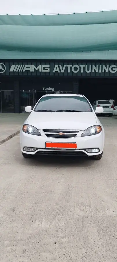 Chevrolet Gentra,  3 позиция