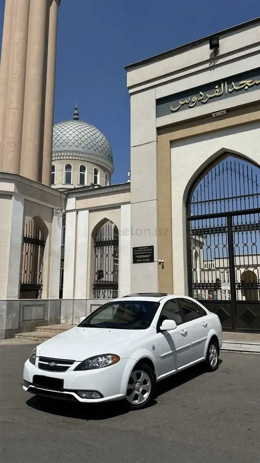 Chevrolet Gentra,  3 позиция
