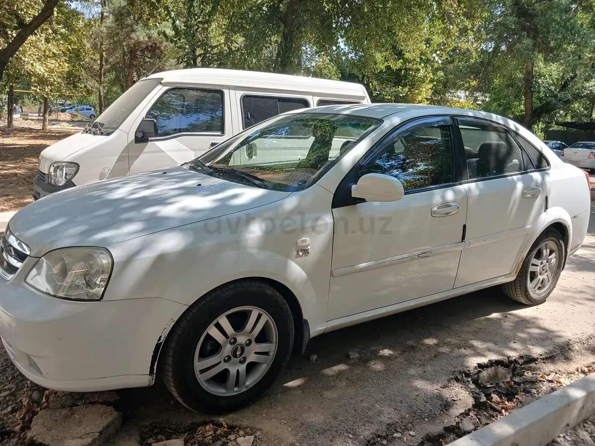 Chevrolet Lacetti,  1 позиция