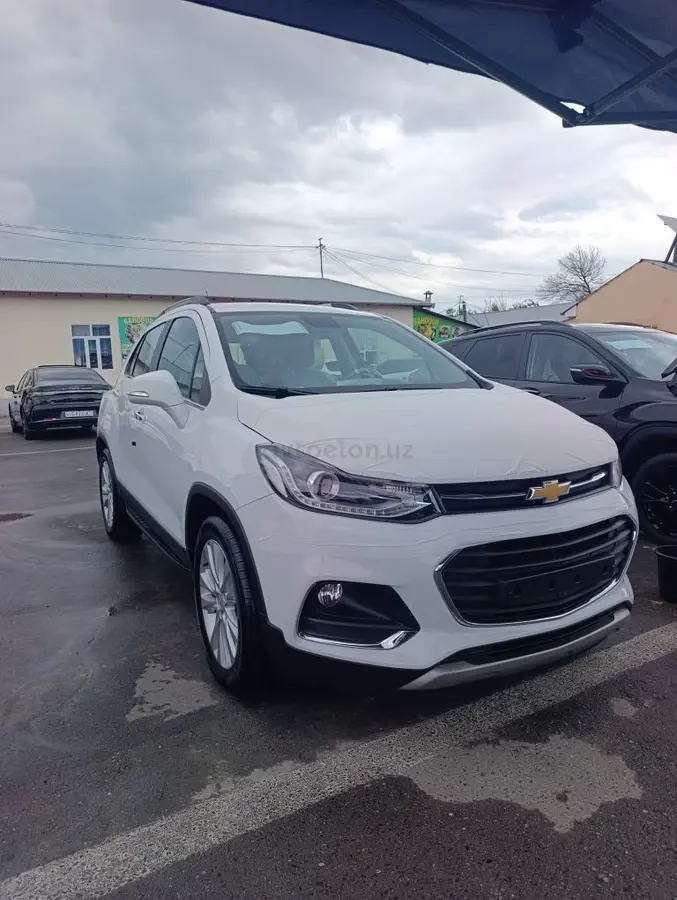 Chevrolet Tracker,  3 позиция